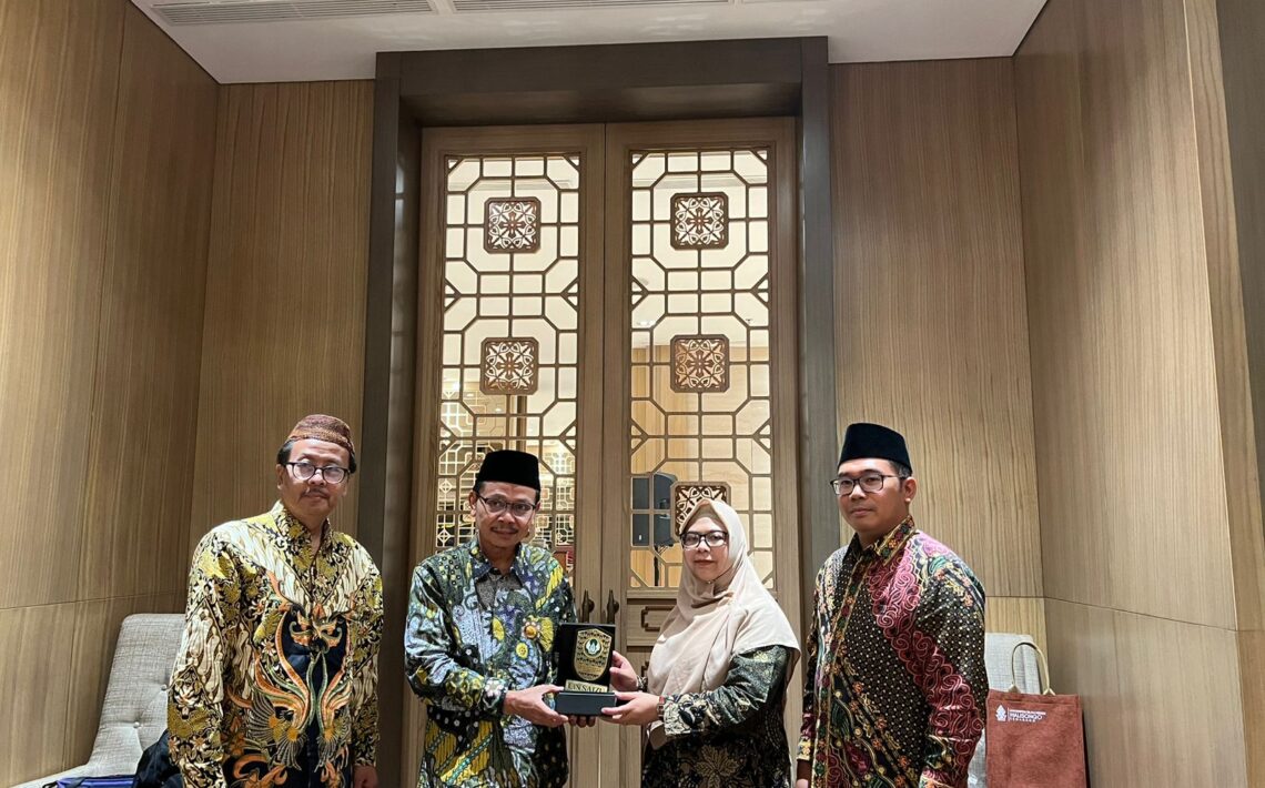 Sekolah Tinggi Ilmu Fiqih Syeikh Nawawi Tanara melakukan MoU dengan beberapa Perguruan Tinggi untuk Meningkatkan pelayanan pendidikan untuk Mahasiswa